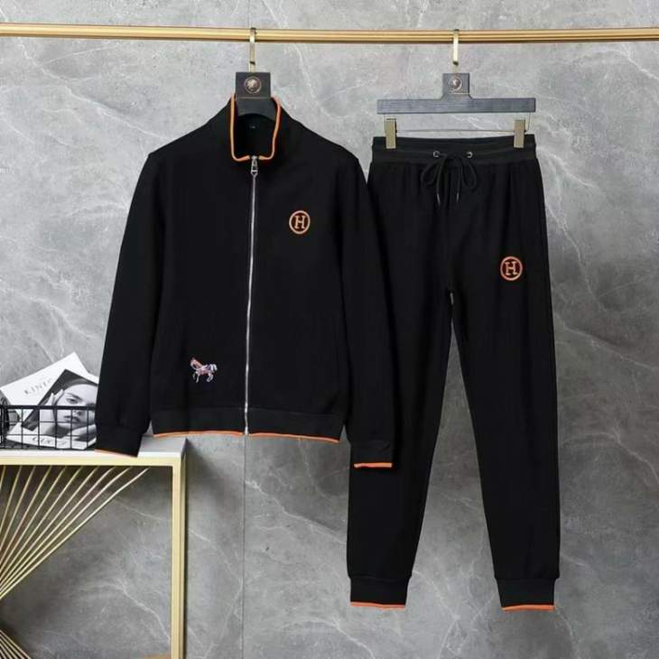 Picture of Hermes Sweater Suits _SKUHermesM-3XL8qn3940382